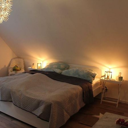 Ferienwohnung Im Tuermchen Oberfell Экстерьер фото