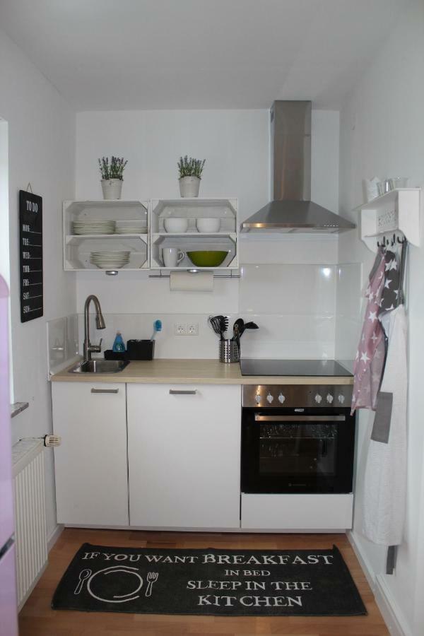 Ferienwohnung Im Tuermchen Oberfell Экстерьер фото