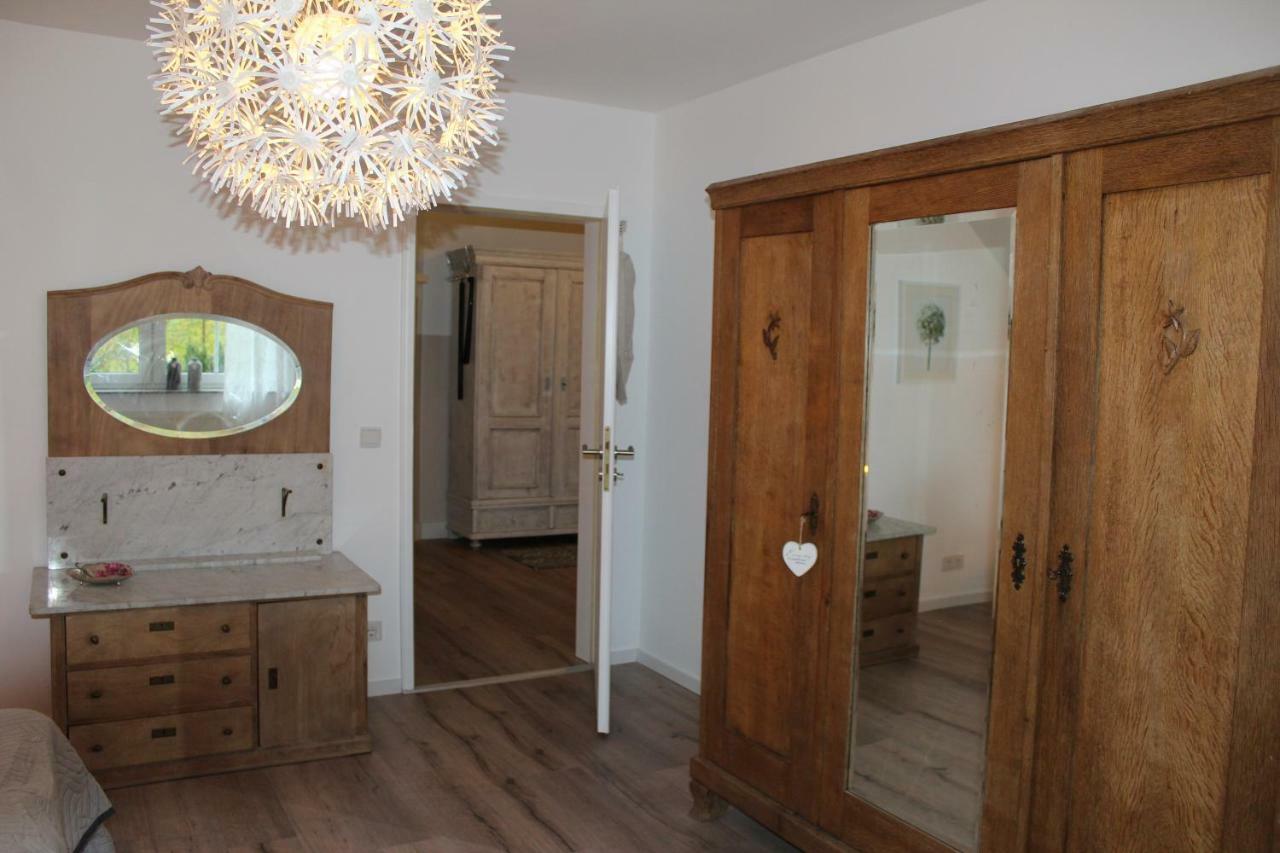 Ferienwohnung Im Tuermchen Oberfell Экстерьер фото