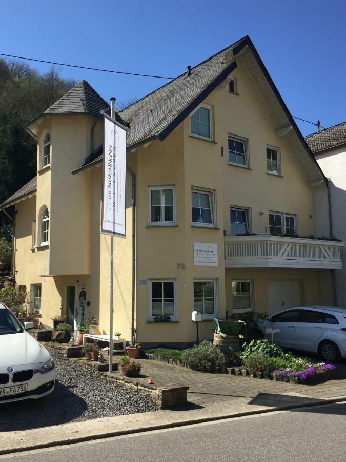 Ferienwohnung Im Tuermchen Oberfell Экстерьер фото